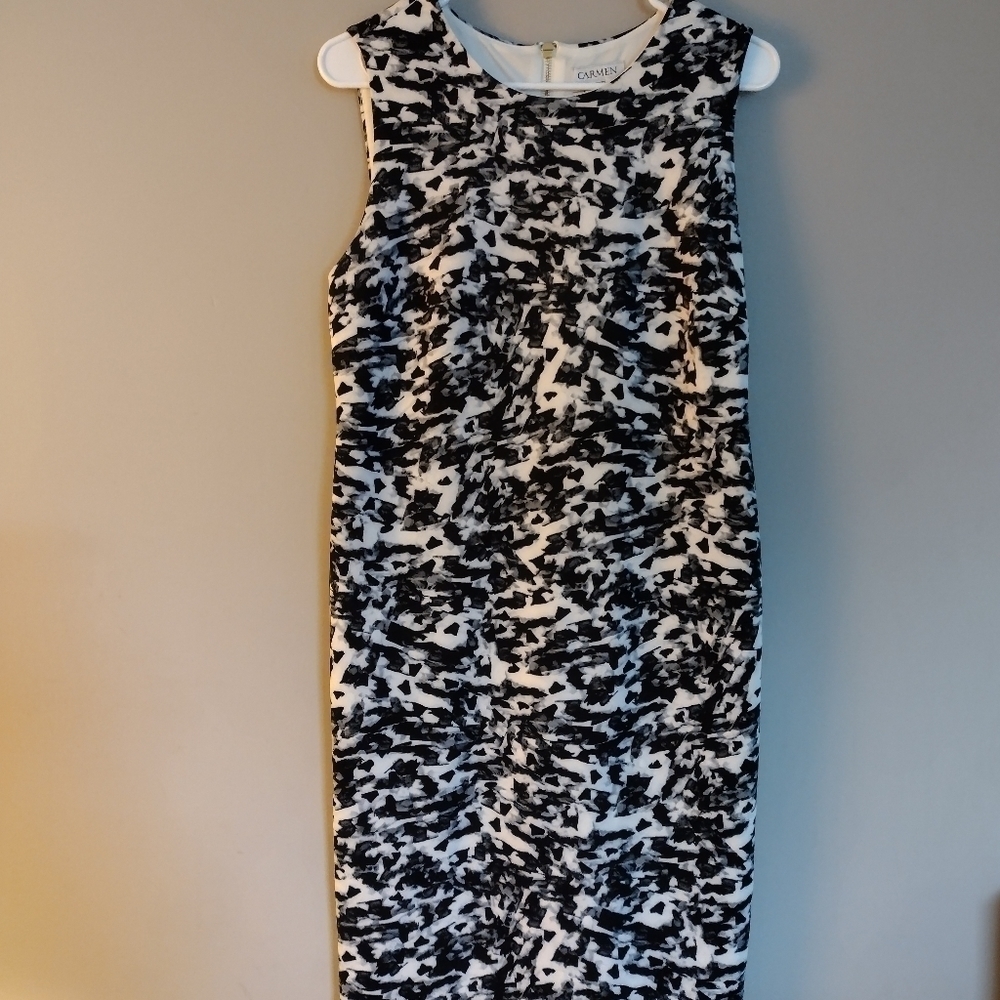 Carmen Marc Valvo Sleeveless Dress Size 10